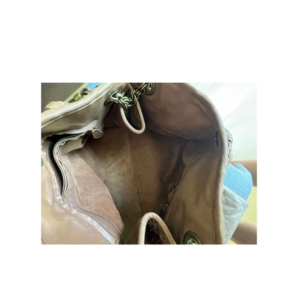 Bottega Veneta Vintage Intrecciato Leather Shoulder Bag - Picture 13 of 15